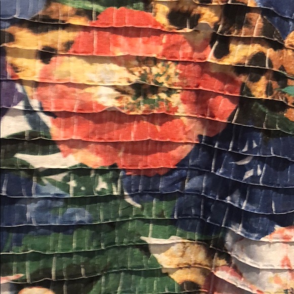 Top - Picture 3 of 4